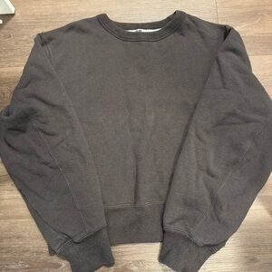 Uniqlo Women's Charcoal Crewneck Sweater